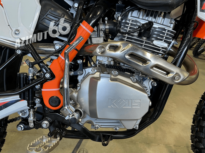 Мотоцикл KEWS K10 CB150 4T (2024 г.)