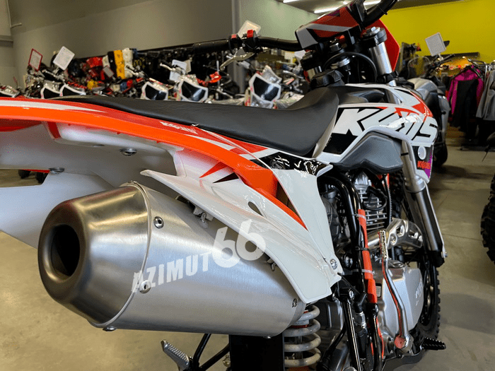 Мотоцикл KEWS K10 CB150 4T (2024 г.)