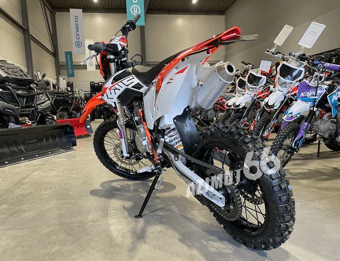 Мотоцикл KEWS K10 CB150 4T (2024 г.)