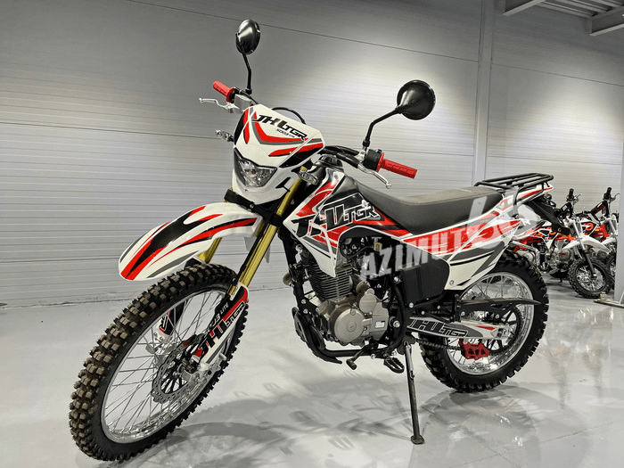 Мотоцикл JHL S003 LITE 250 (4T CB250-G) ПТС 21/18 (2024 г.) красный